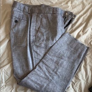 Banana Republic cropped linen/cotton slacks.